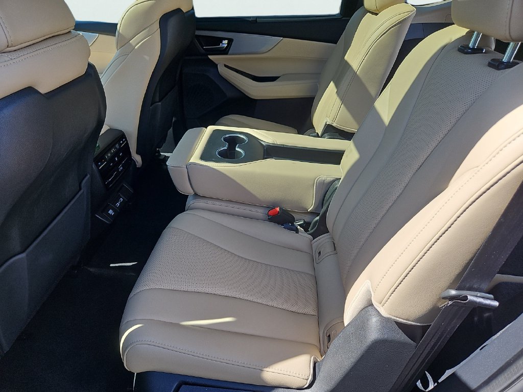 Used 2024 Acura MDX w/ Technology Package AWD/4WD image 33