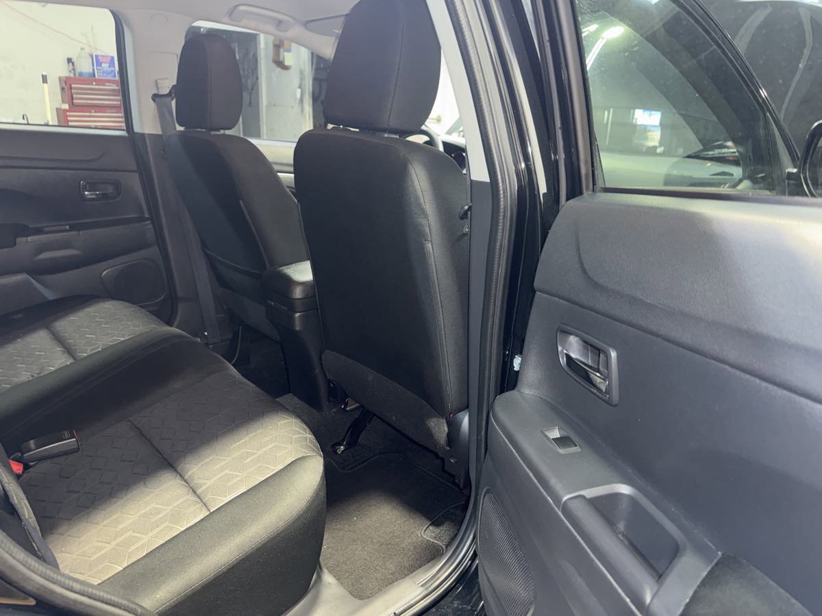 Used 2022 Mitsubishi Outlander Sport ES FWD image 23