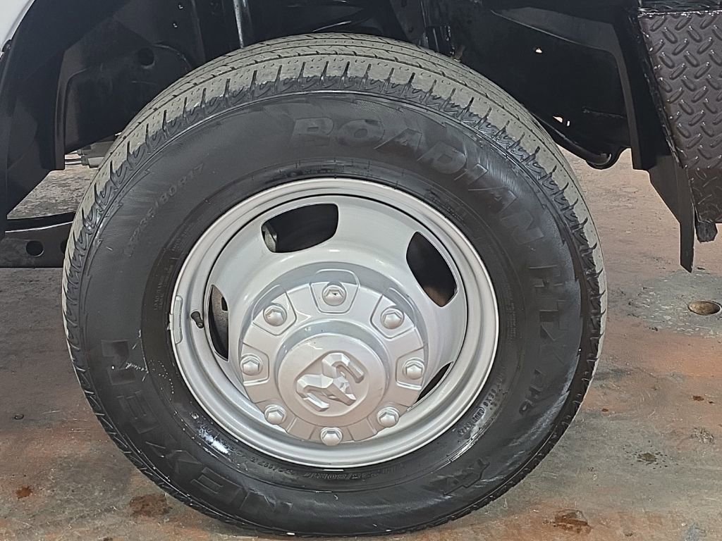 Used 2024 RAM 3500 Tradesman image 11