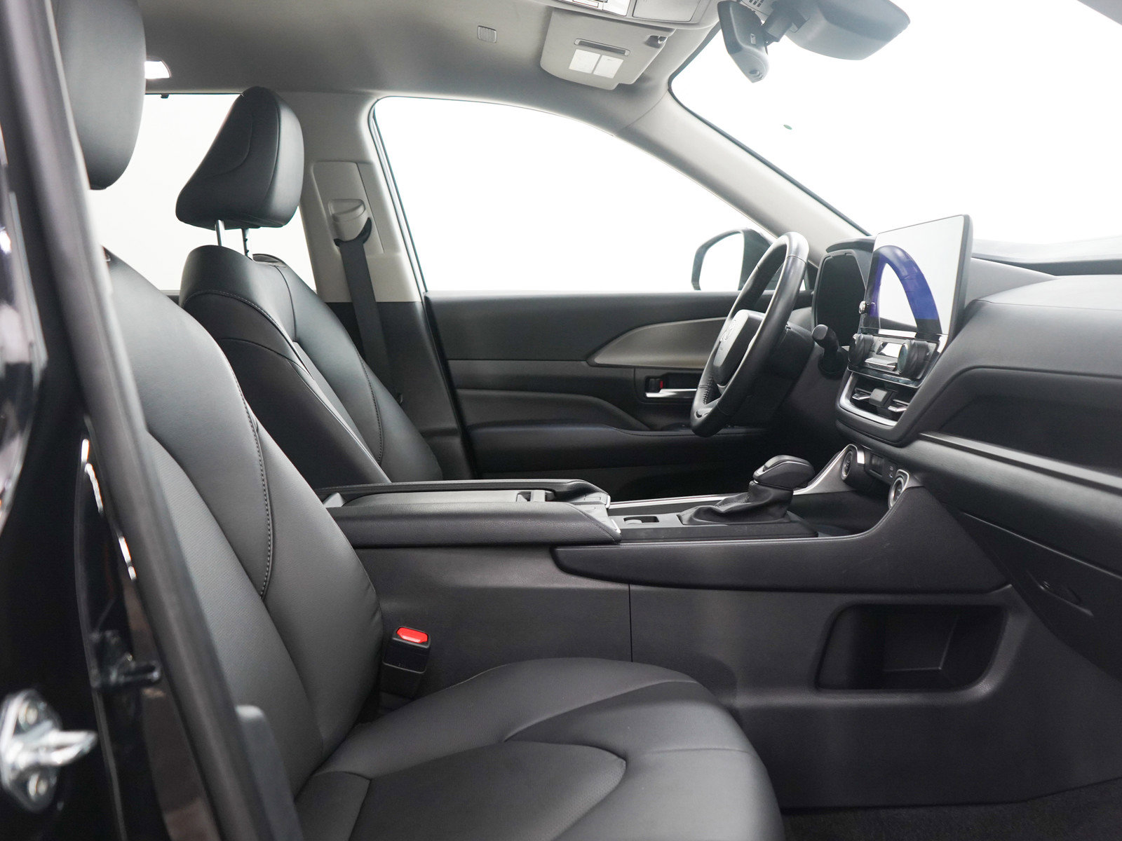 Used 2024 Toyota Grand Highlander XLE image 11