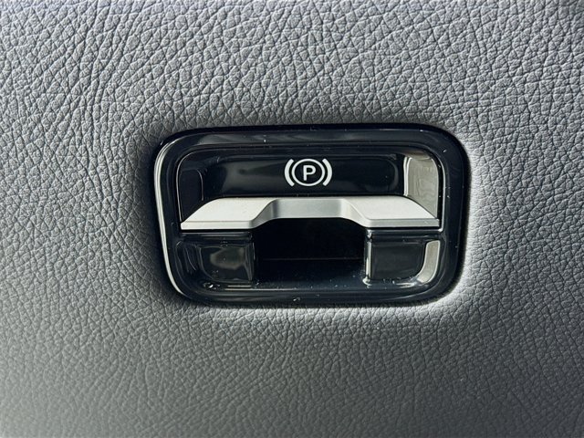 Used 2025 Mercedes-Benz S 63 AMG S image 10