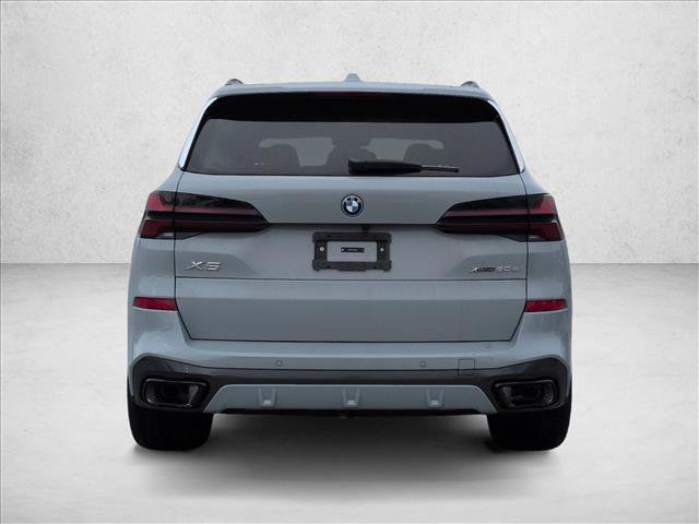 New 2026 BMW X5 xDrive50e image 8