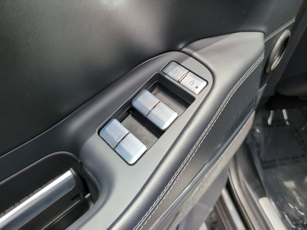 Used 2025 Lincoln Navigator L Reserve AWD/4WD image 22
