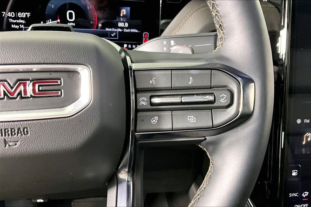 Used 2025 GMC Yukon AT4 w/ AT4 Premium Plus Package AWD/4WD image 11