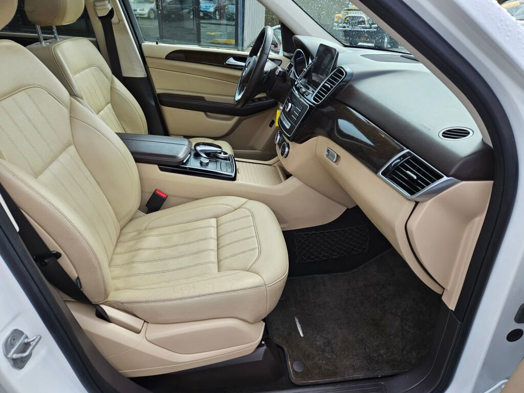 Used 2017 Mercedes-Benz GLE 350 4MATIC image 5