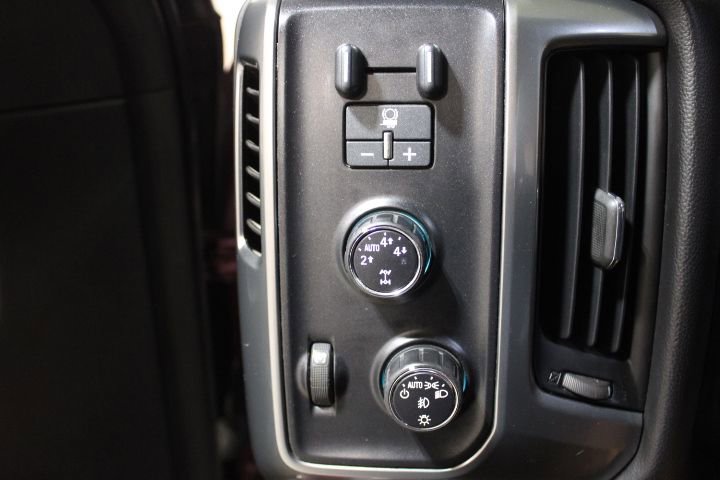 Used 2015 Chevrolet Silverado 1500 LT w/ All Star Edition AWD/4WD image 38