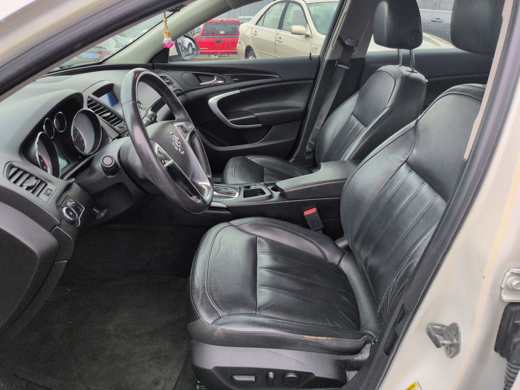 Used 2012 Buick Regal Premium image 10
