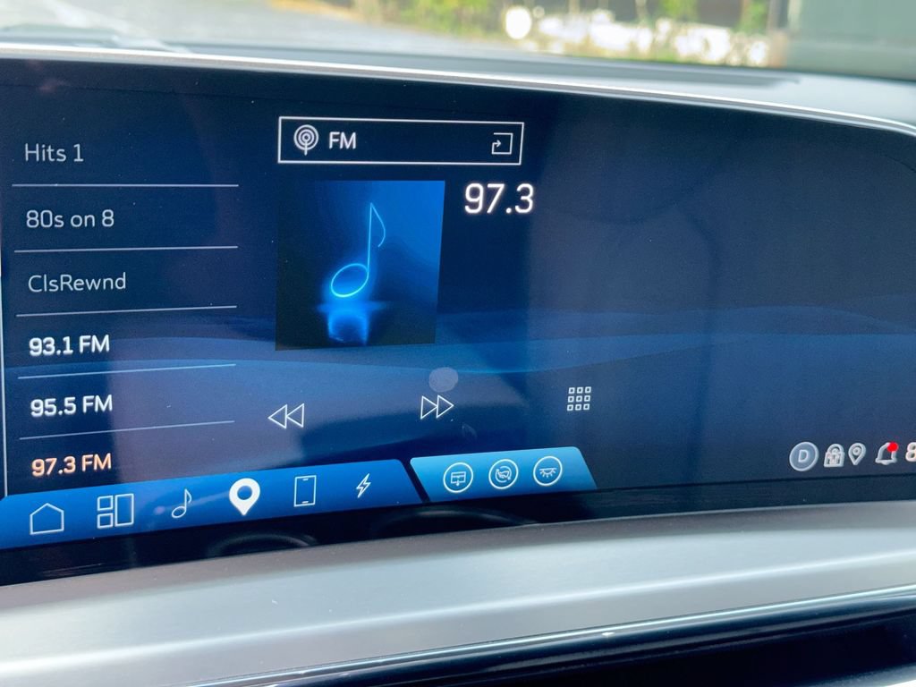 Used 2023 Cadillac Lyriq AWD image 26