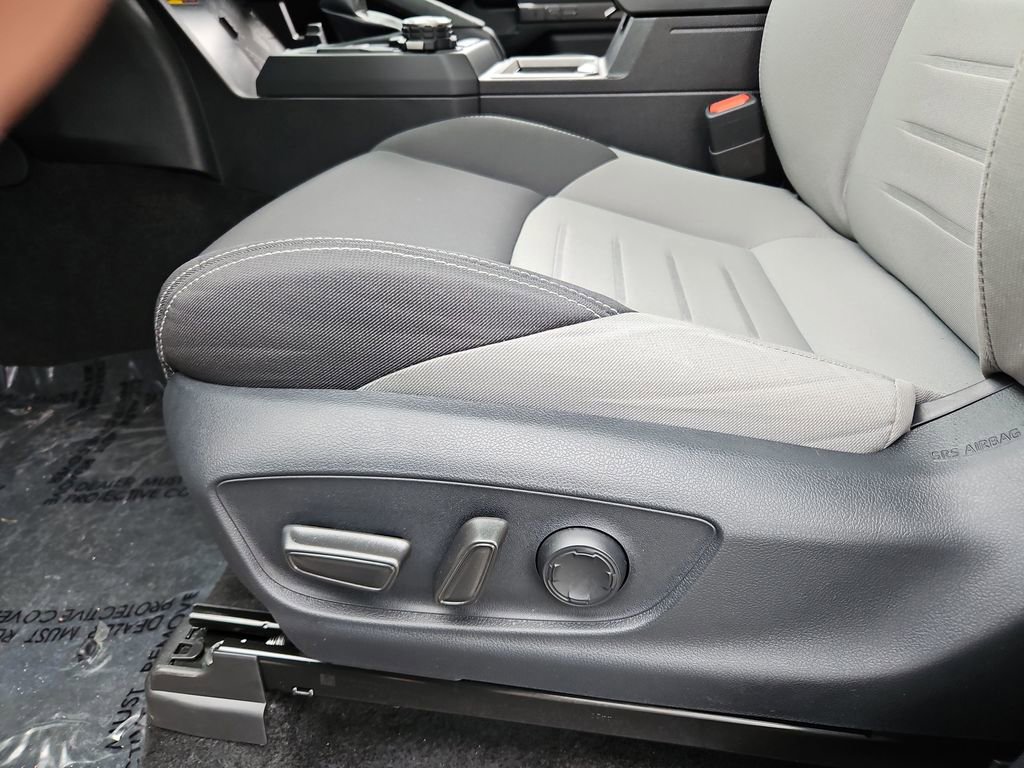 Used 2025 Toyota Tacoma TRD Off-Road image 26