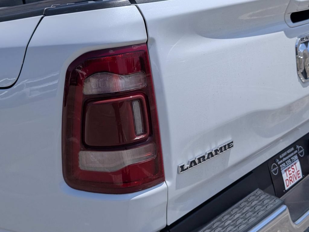 Used 2023 RAM 1500 Laramie AWD/4WD image 12