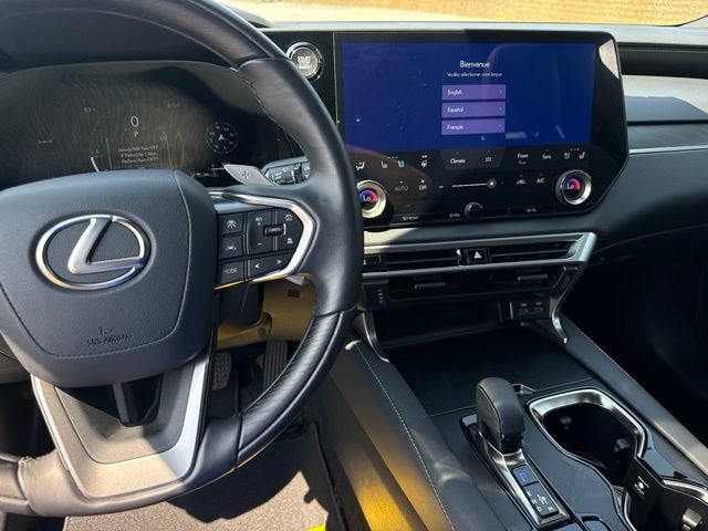 Used 2025 Lexus RX 350 Premium w/ Accessory Package (Z1) FWD image 23