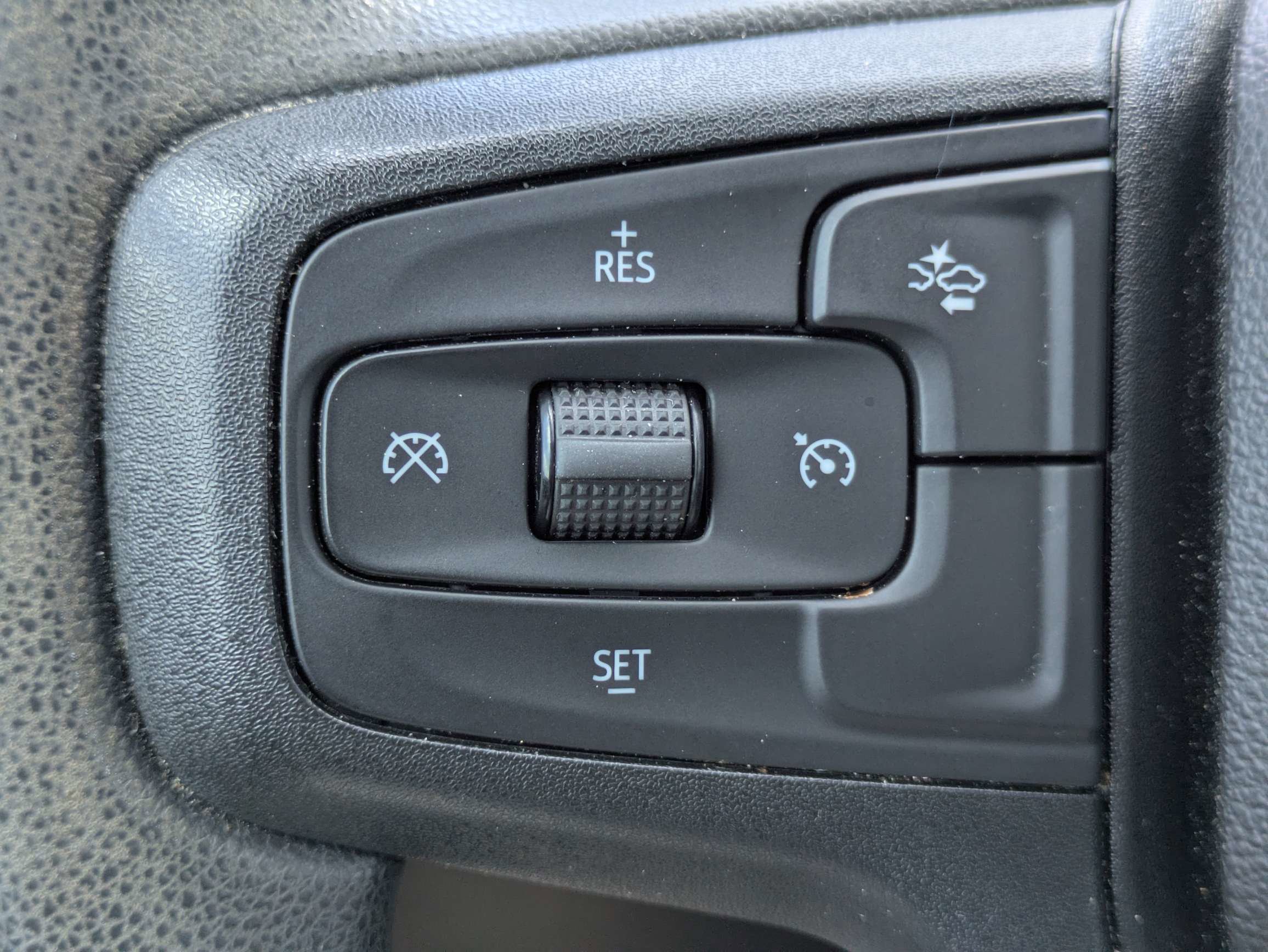 Used 2023 Chevrolet Silverado 1500 Custom RWD image 14