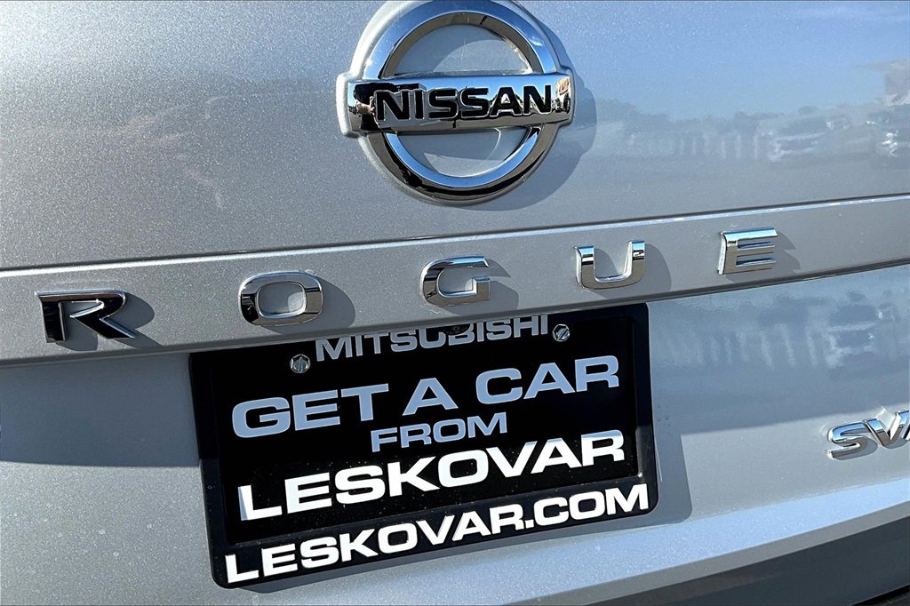 Used 2021 Nissan Rogue SV image 8