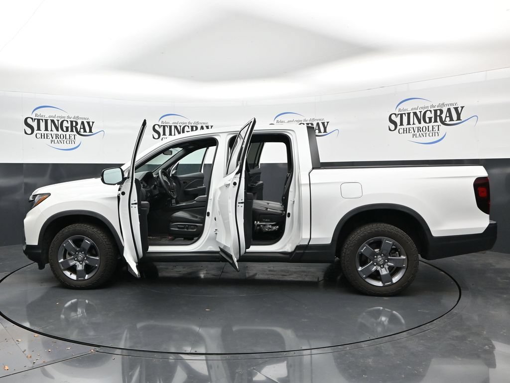 Used 2024 Honda Ridgeline TrailSport image 37