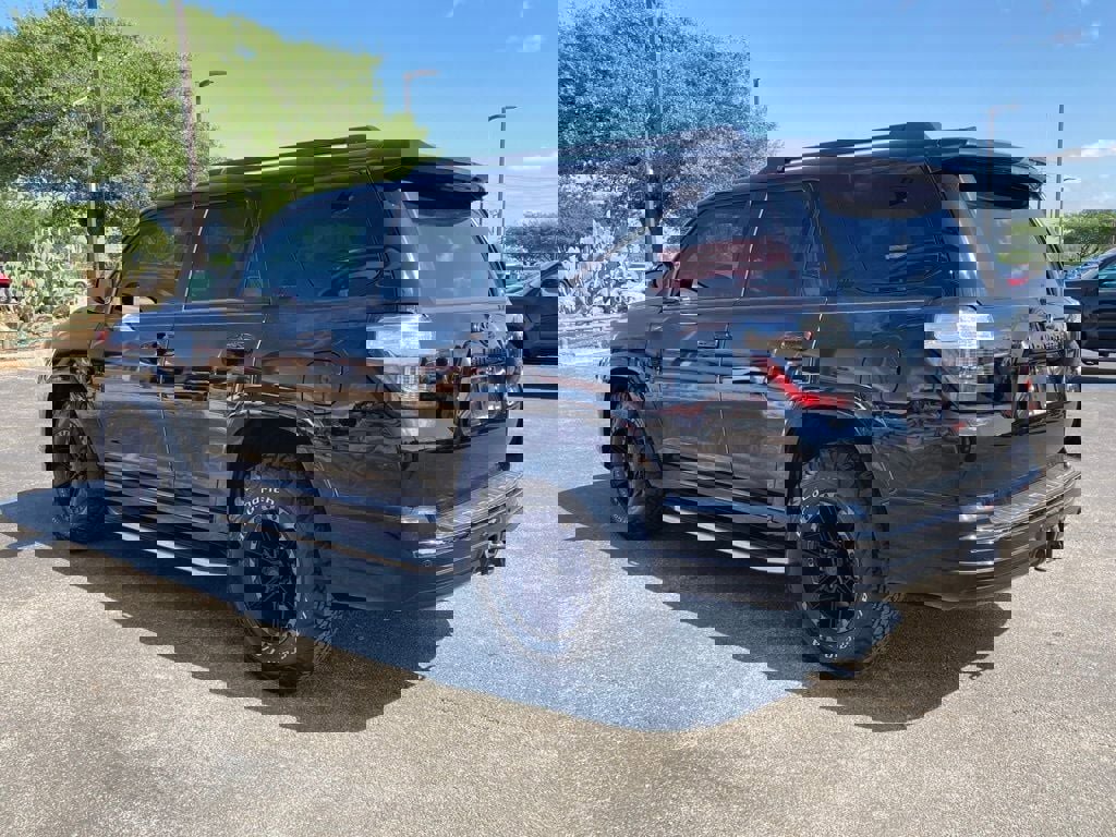 Used 2019 Toyota 4Runner Limited image 7