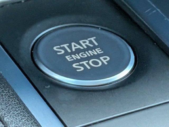 Used 2023 INFINITI QX60 Sensory w/ Vision Package AWD/4WD image 36