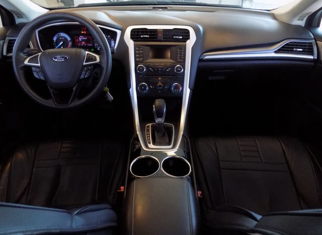 Used 2013 Ford Fusion SE FWD image 17