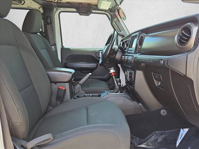 Used 2018 Jeep Wrangler Unlimited Sport S AWD/4WD image 19