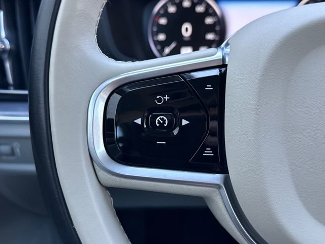 Used 2020 Volvo S60 T6 Momentum w/ Protection Package Premier image 34