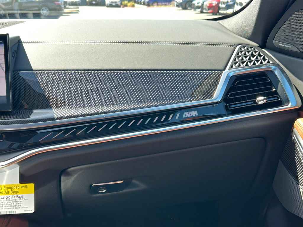 New 2027 BMW X6 M60i AWD/4WD image 27