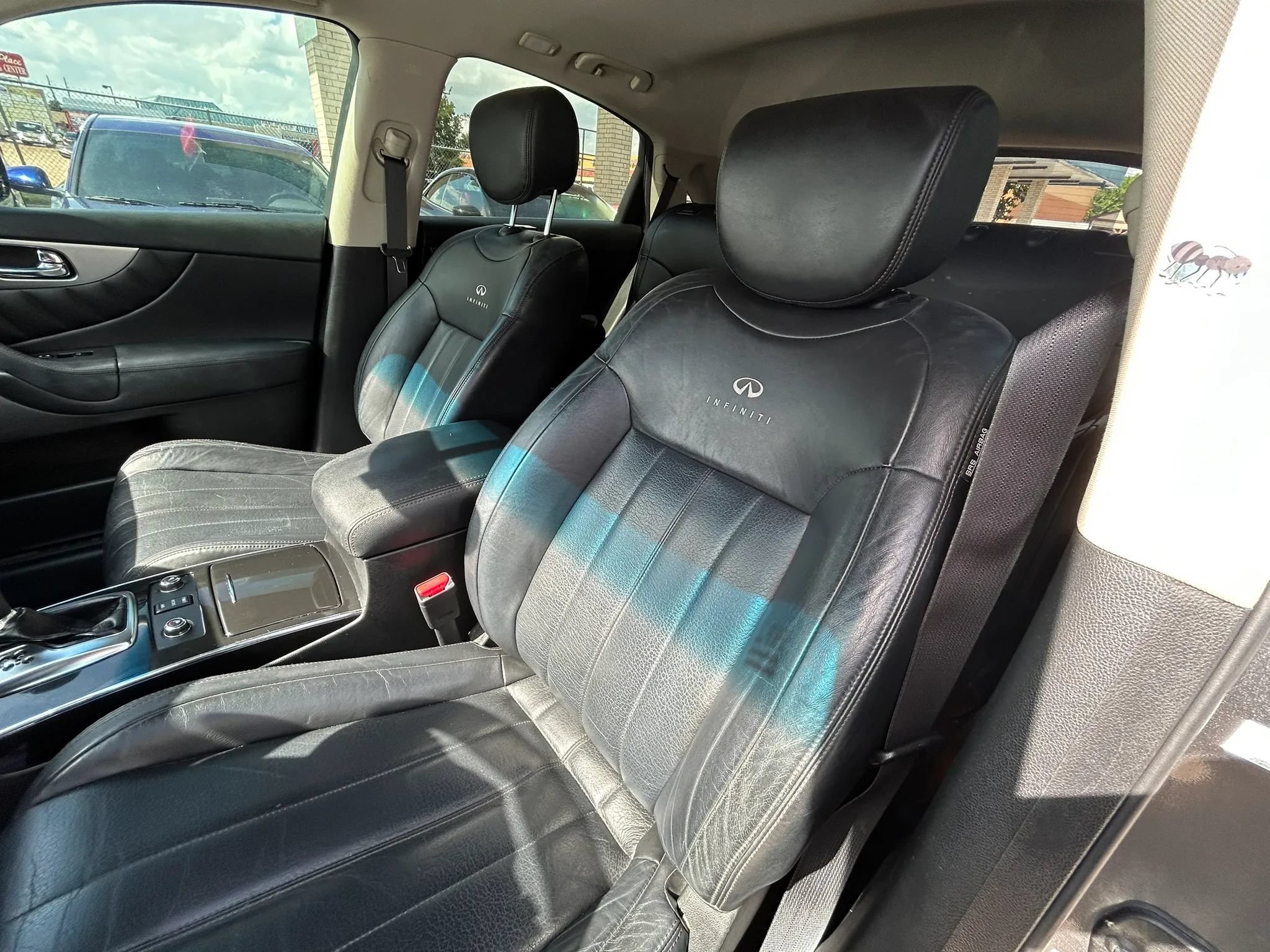 Used 2013 INFINITI FX37 AWD w/ Premium Pkg image 9