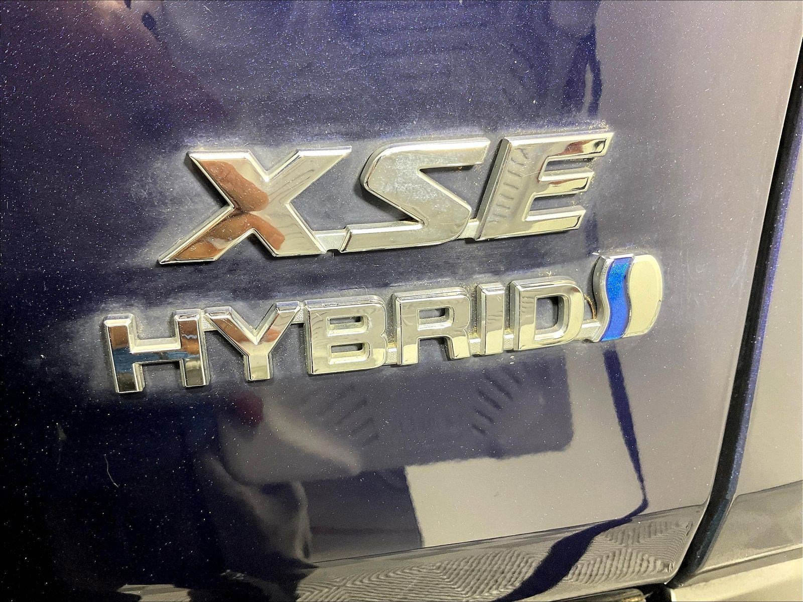 Used 2020 Toyota RAV4 XSE AWD/4WD image 24