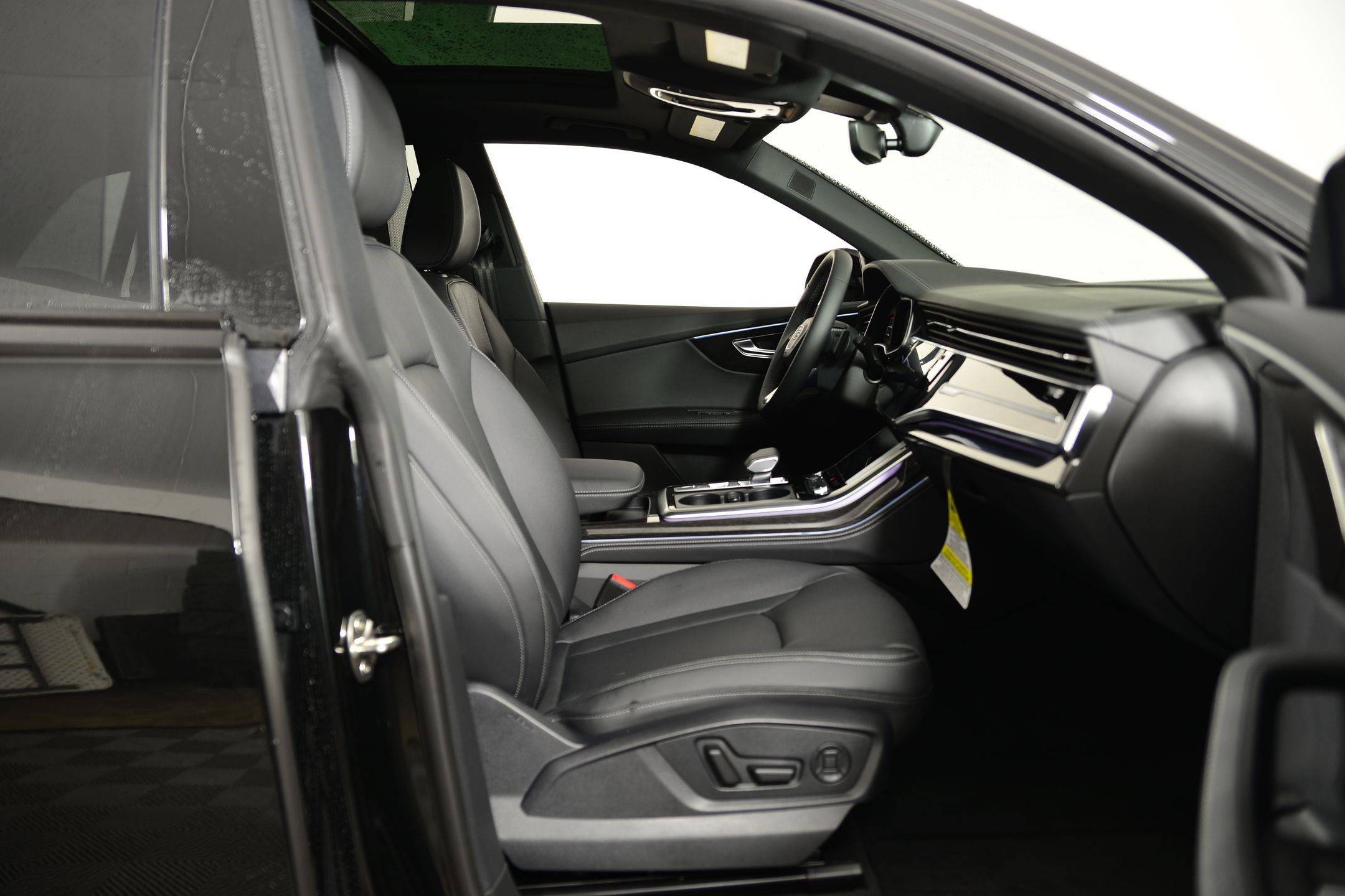 New 2026 Audi Q8 Premium Plus image 17