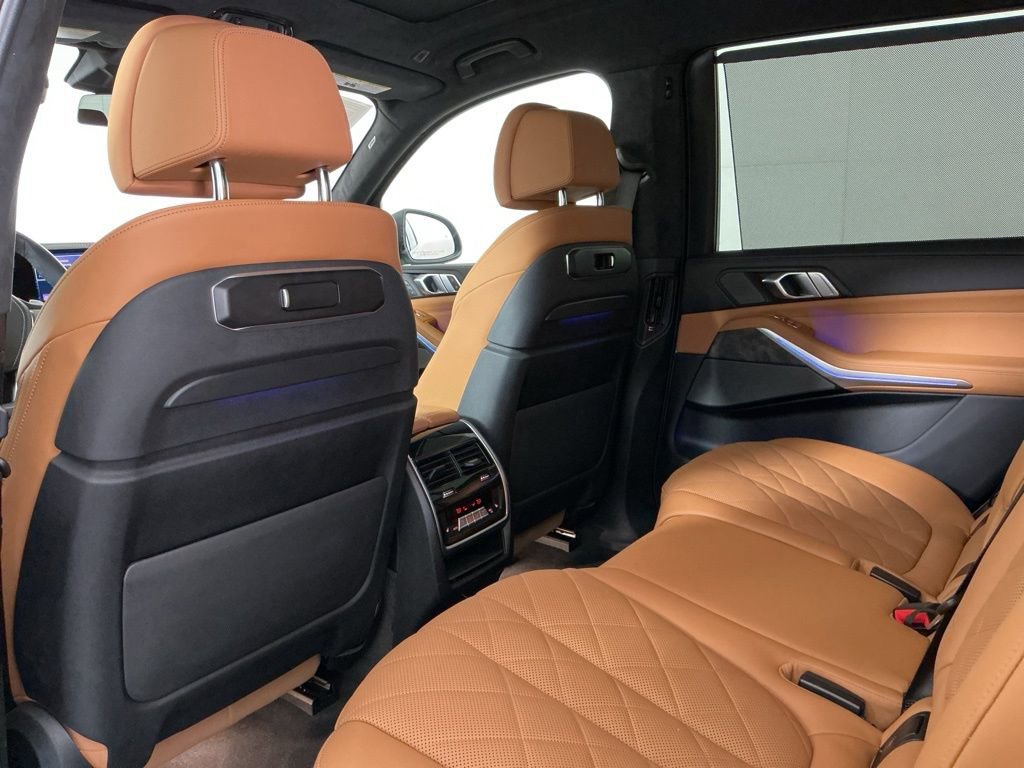 Certified 2024 BMW X7 xDrive40i image 24