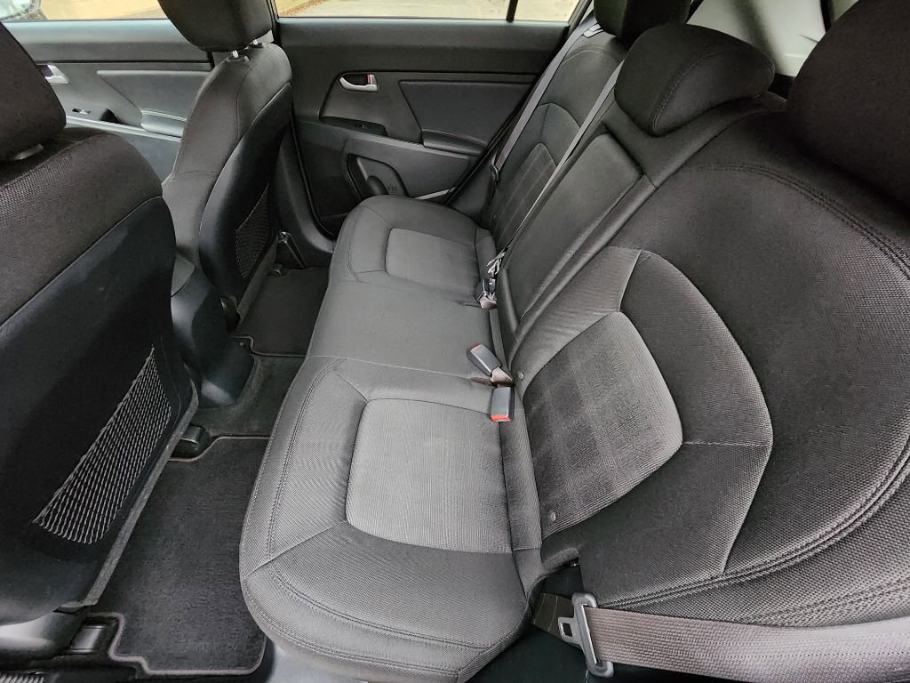 Used 2013 Kia Sportage LX w/ Convenience Pkg image 11