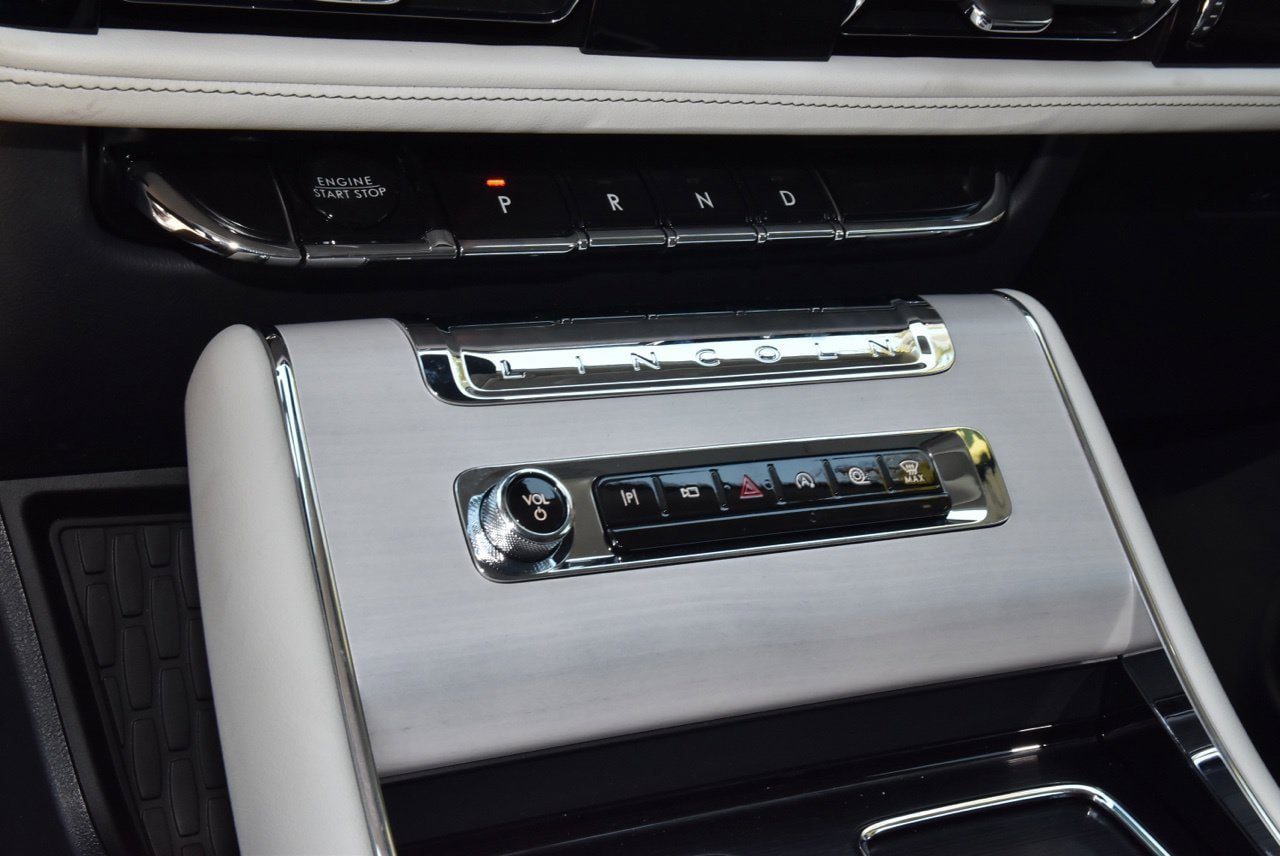 New 2027 Lincoln Aviator Reserve AWD/4WD image 30
