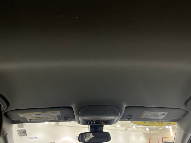 Used 2021 GMC Terrain SLE w/ Driver Convenience Package image 26