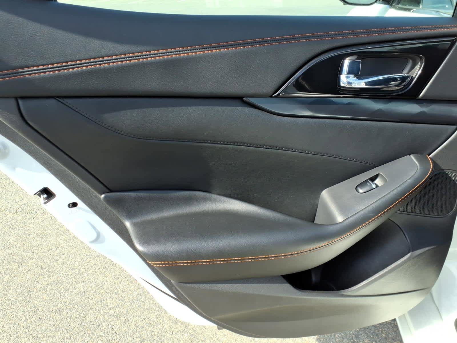Certified 2021 Nissan Maxima SR w/ Sport Mat Group FWD image 12