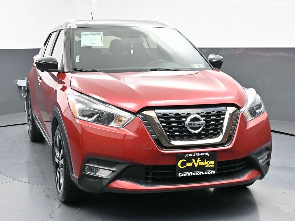 Used 2019 Nissan Kicks SR image 4