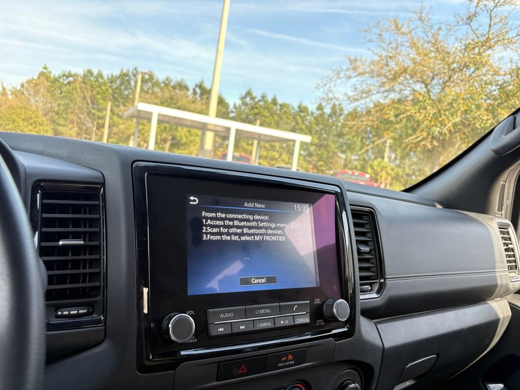 Used 2023 Nissan Frontier SV w/ Midnight Edition Package image 19