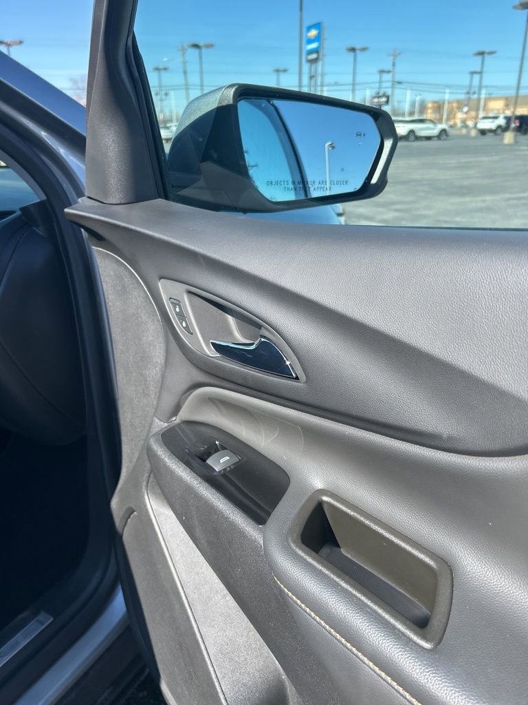 Used 2023 Chevrolet Equinox Premier image 54
