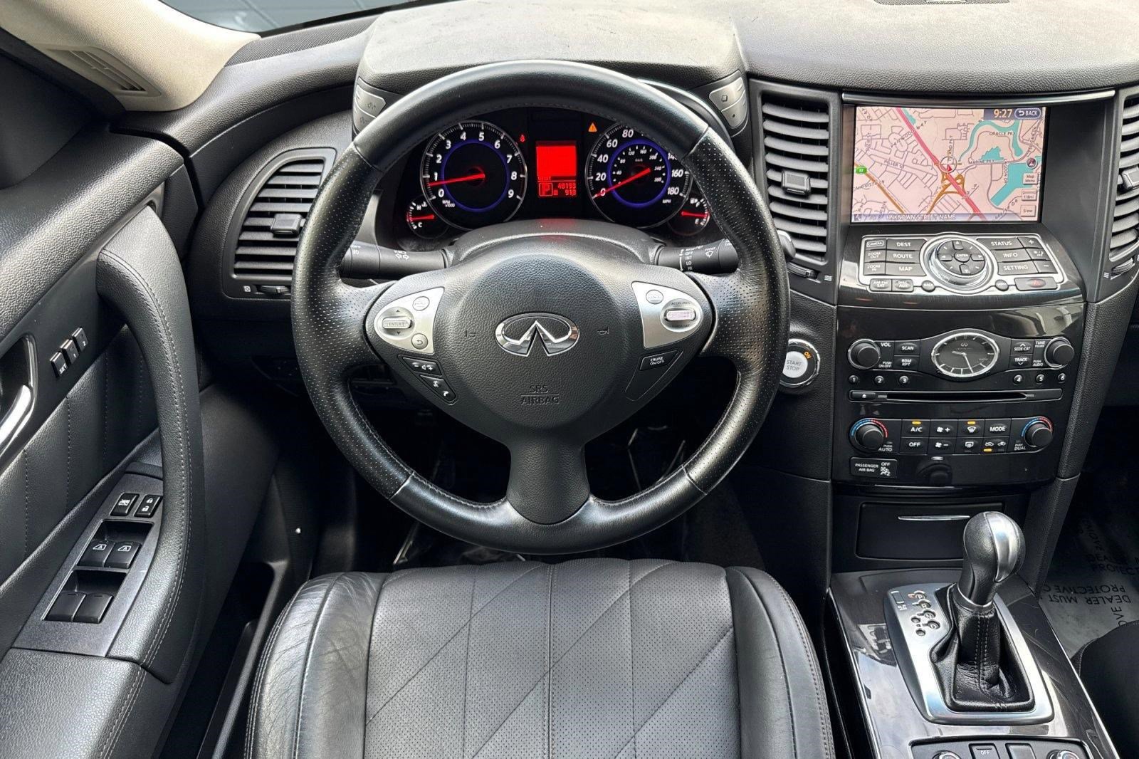 Used 2010 INFINITI FX35 AWD w/ Navigation Pkg image 28