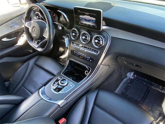 Used 2019 Mercedes-Benz GLC 300 image 13