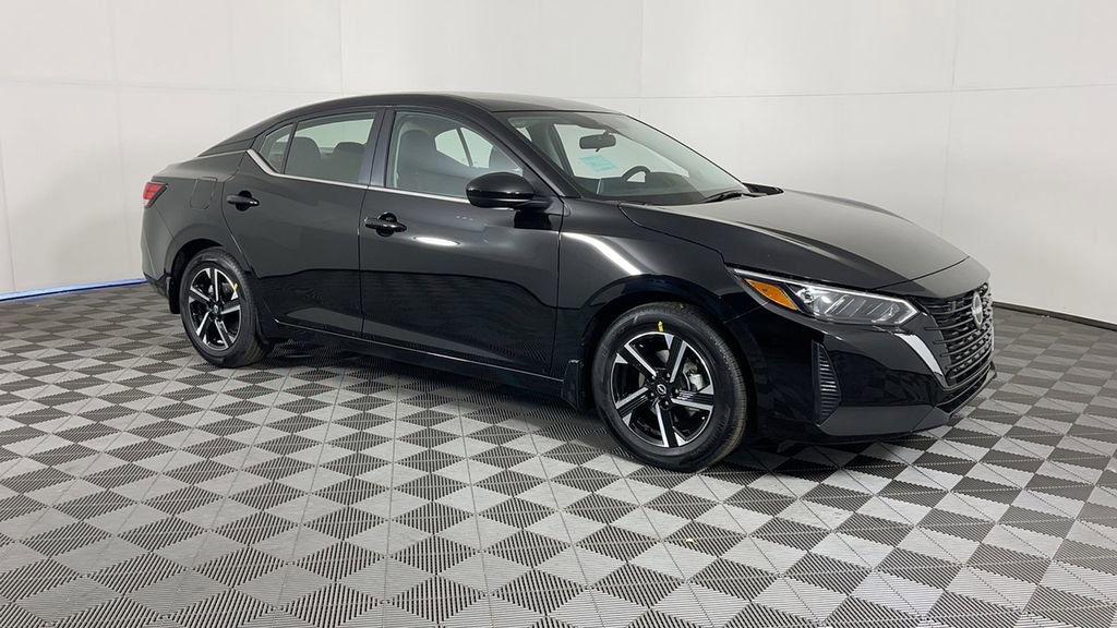 New 2025 Nissan Sentra SV image 2