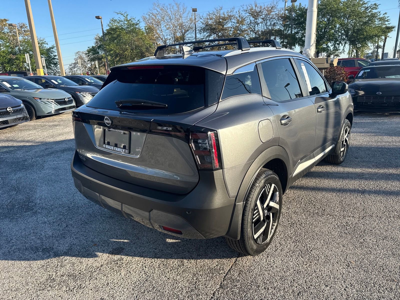 Certified 2025 Nissan Kicks SV w/ SV Premium Package image 5