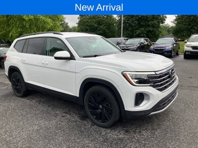 Used 2024 Volkswagen Atlas SE w/ Black Wheel Package AWD/4WD image 1