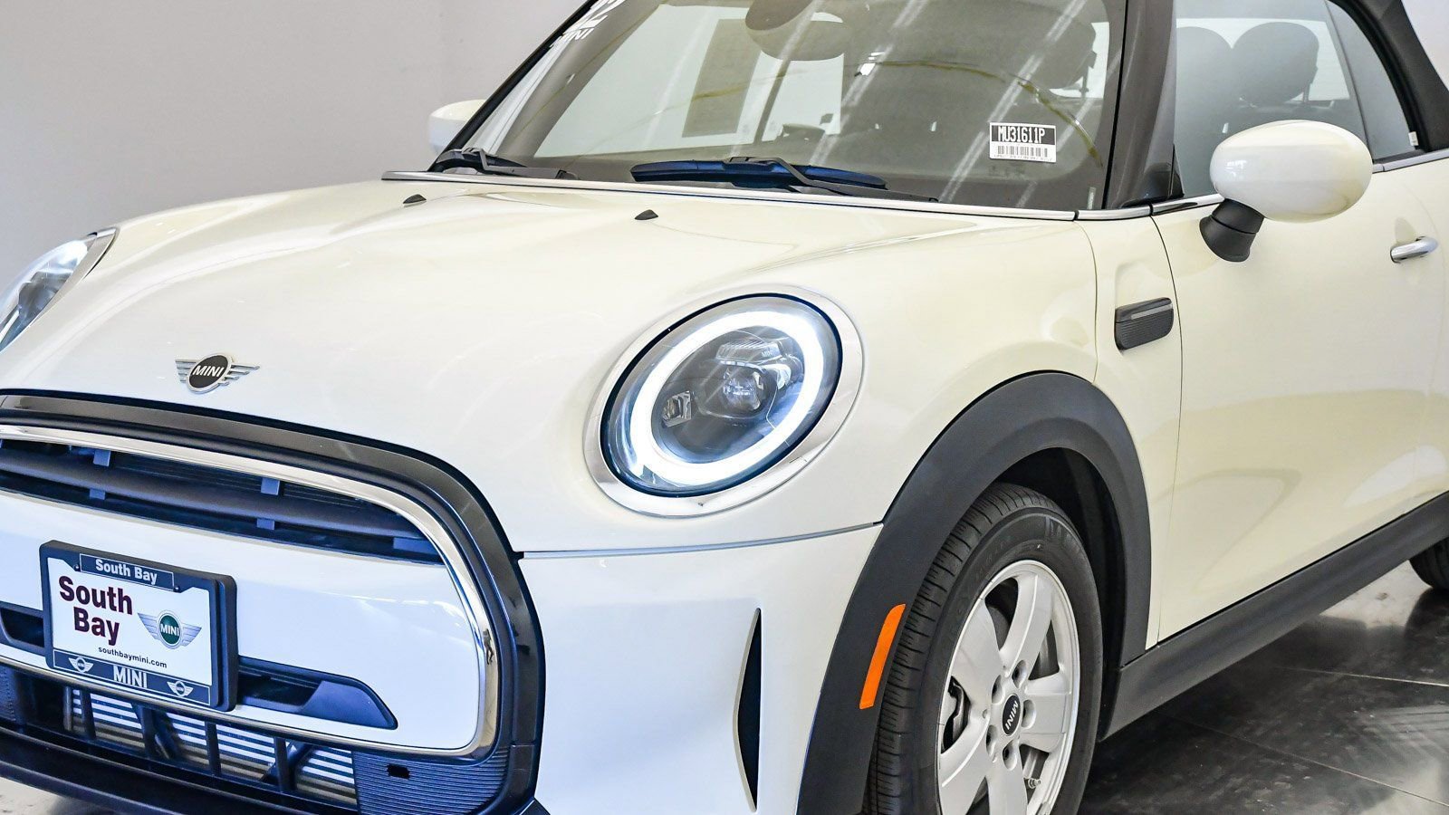 Used 2022 MINI Cooper Convertible image 9
