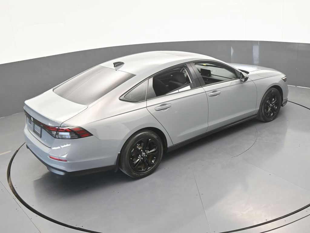 Used 2025 Honda Accord SE image 49