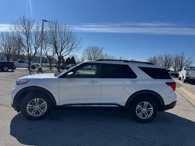 Certified 2023 Ford Explorer XLT w/ Equipment Group 202A image 5