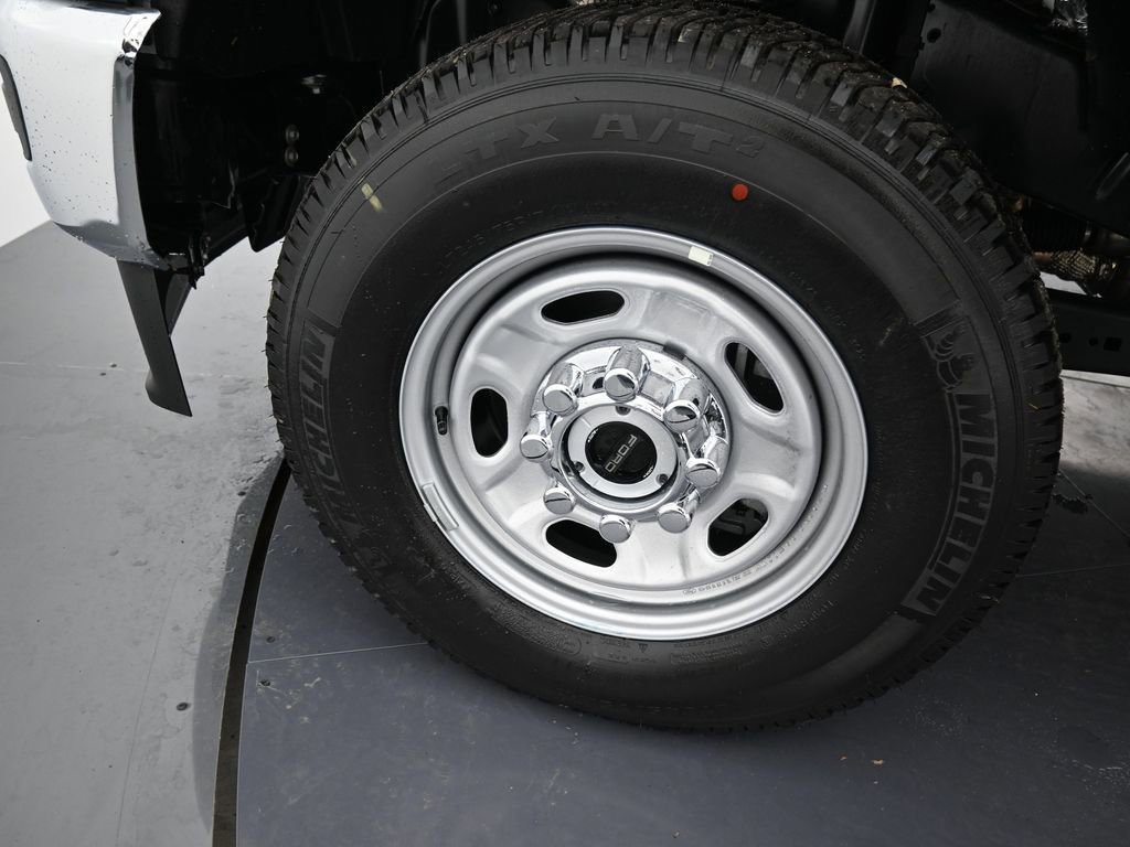 New 2026 Ford F250 XL w/ FX4 Off-Road Package image 25