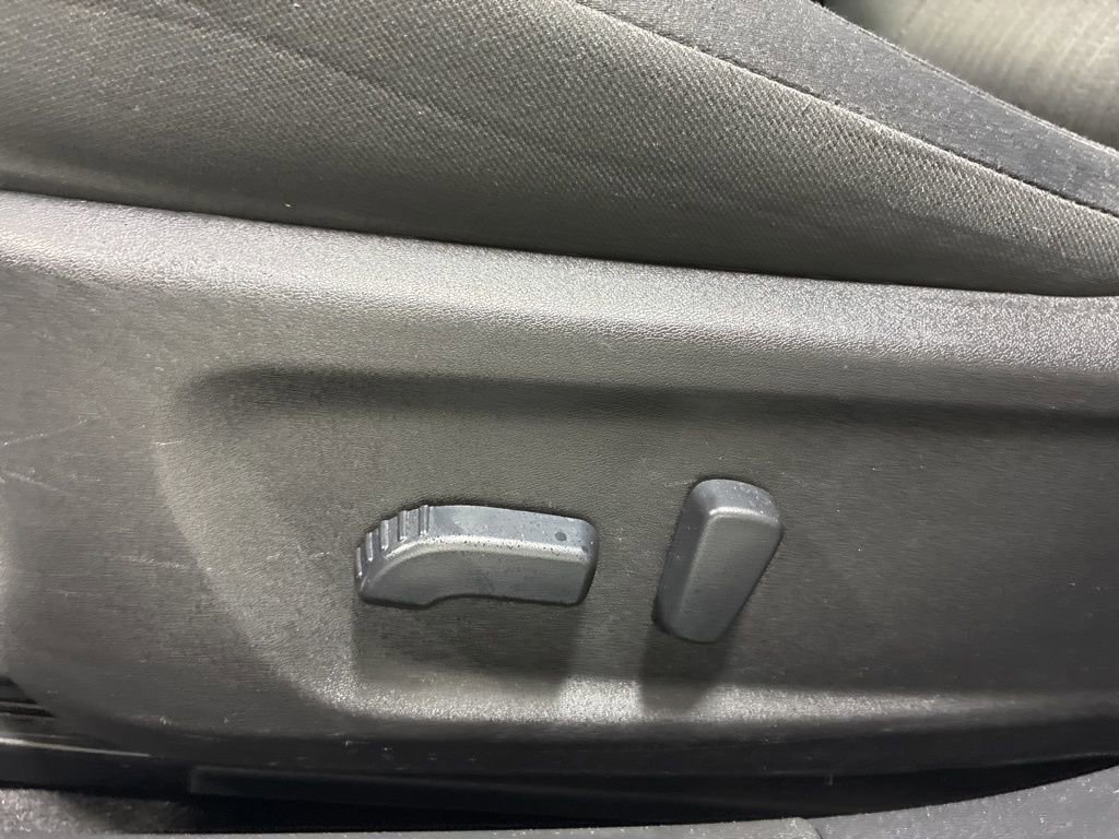 Used 2024 Nissan Altima 2.5 SV image 10