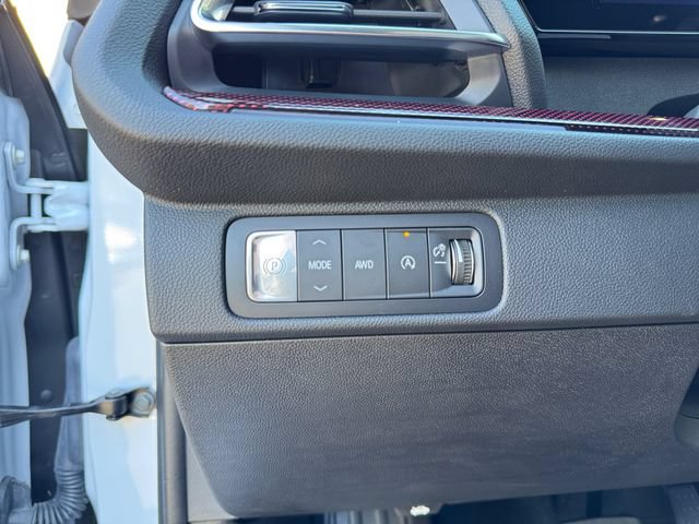 Used 2026 Chevrolet Traverse RS w/ LPO, Floor Liner Package AWD/4WD image 23