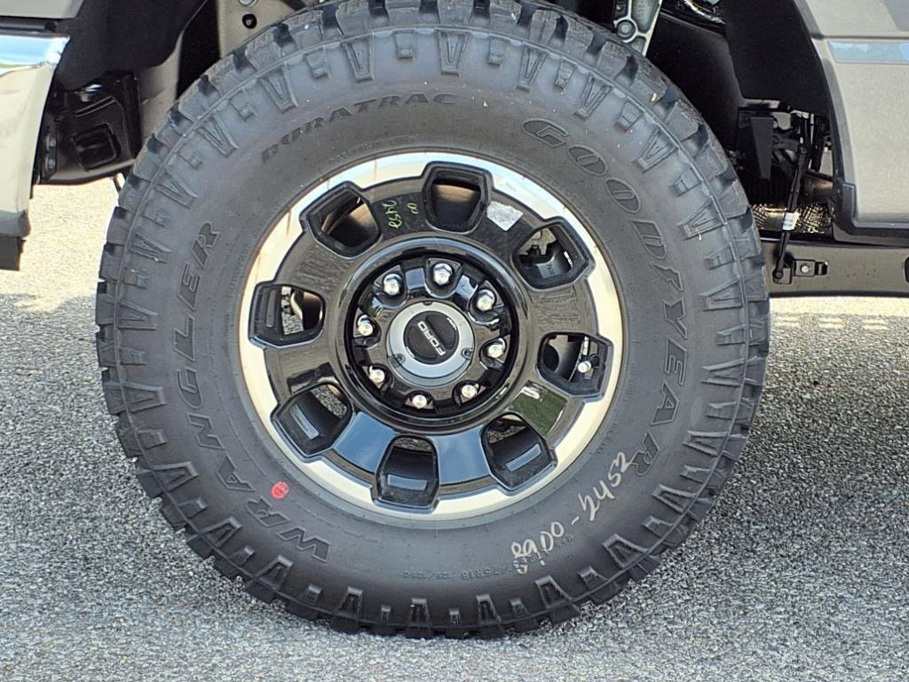 New 2025 Ford F350 XLT w/ Tremor Off-Road Package image 8
