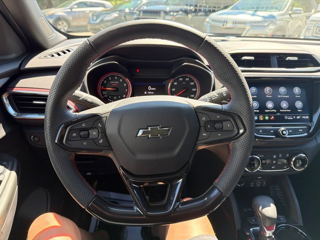 Used 2023 Chevrolet TrailBlazer RS w/ Technology Package AWD/4WD image 25