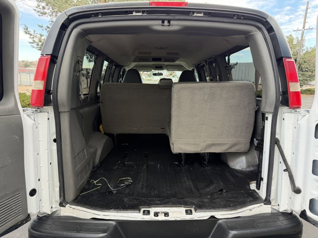 Used 2012 Chevrolet Express 2500 LS image 25