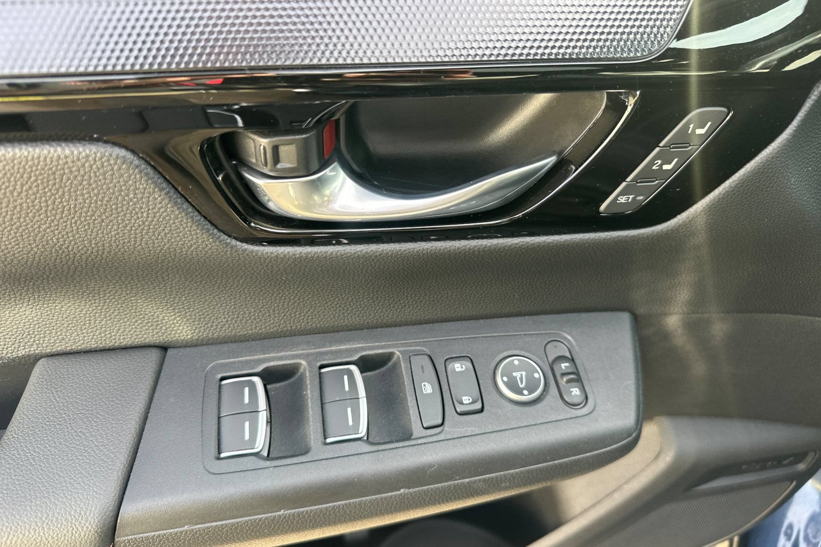Used 2024 Honda CR-V Sport Touring image 13